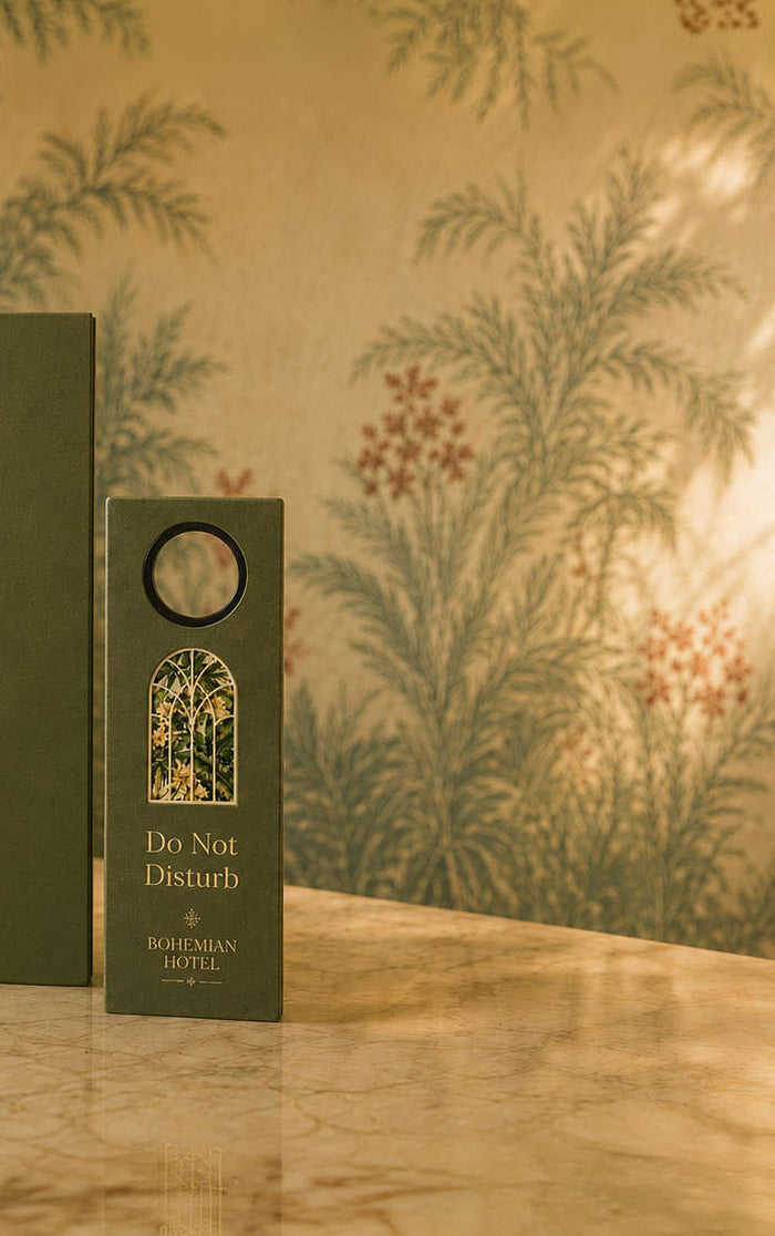 <h1><strong>Hotel guest presentation</strong></h1><h2>Beautifully made</h2>